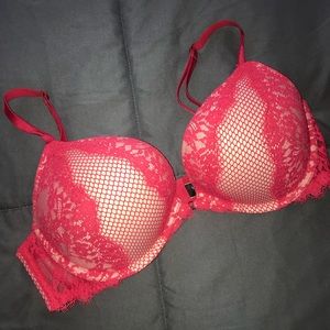 VICTORIA’S SECRET • Sexy Bombshell Plunge Bra